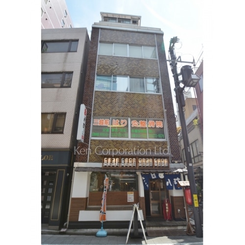 イーストンビル