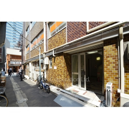 イーストンビル