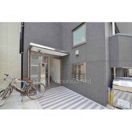 クイーンズ代々木