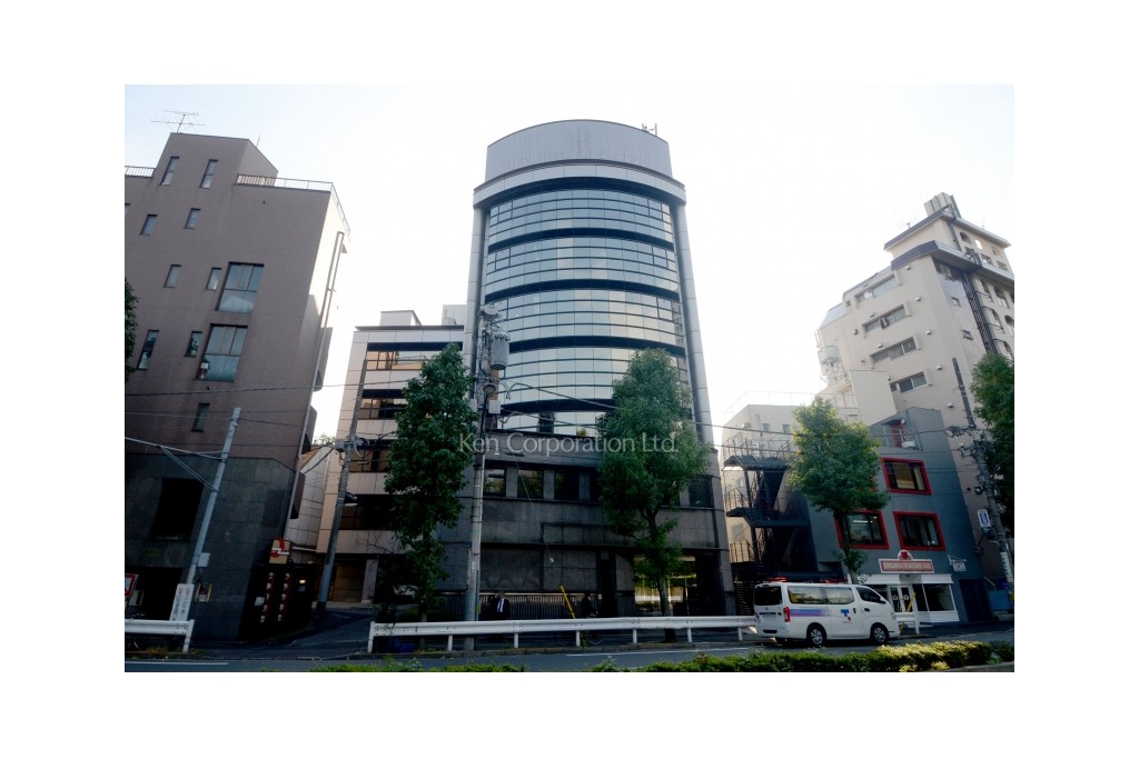 セブン南青山ビル