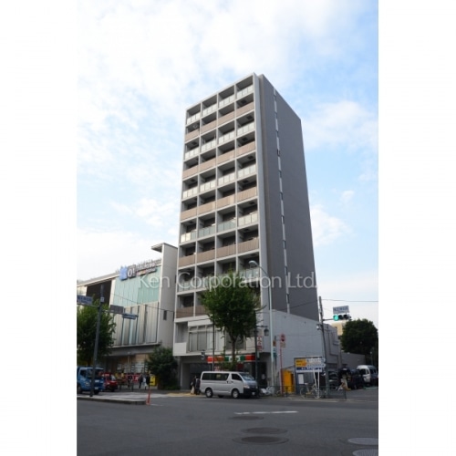 シャルール新宿