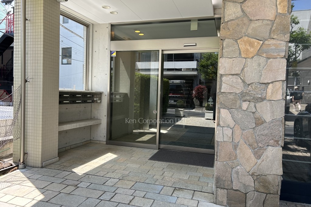 南青山コトリビル