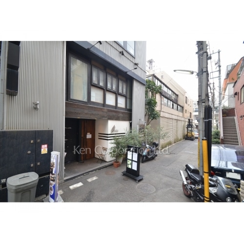 ＮＩＳＨＩＡＺＡＢＵ４４１６