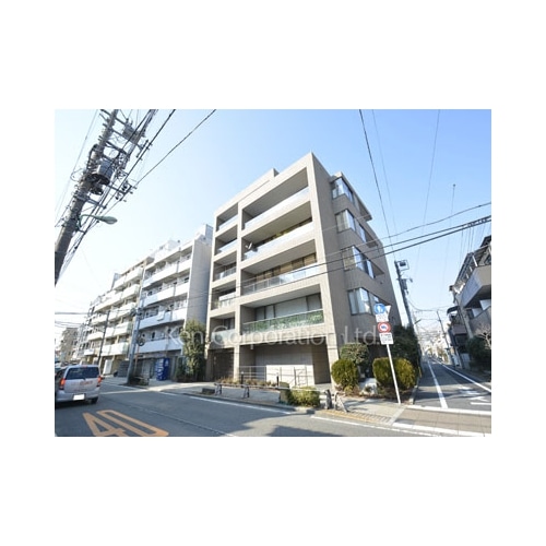 プロシード三軒茶屋