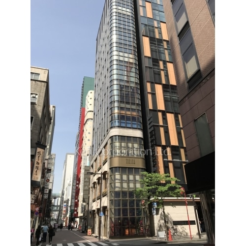 Ｂｒｏｗｎ　Ｐｌａｃｅ