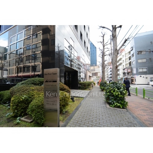 ニューリバーレジデンス