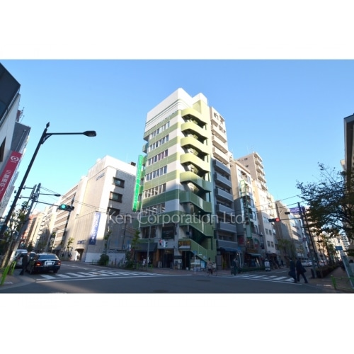 ＥＡＳＴ　ＧＩＮＺＡビル