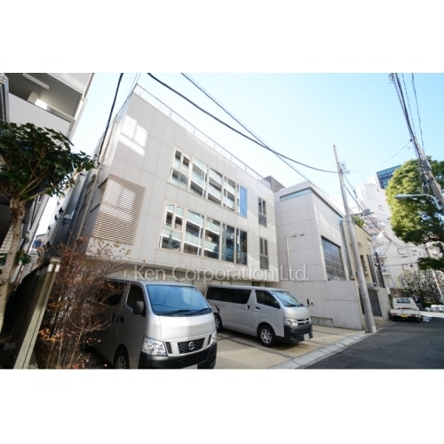 神宮前ローカス