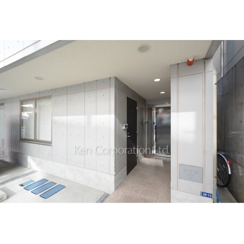 神宮前ローカス