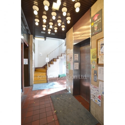 神田古書センター