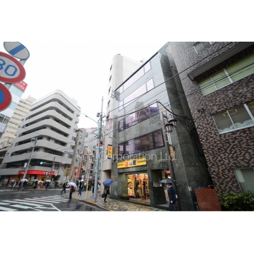 フォレストJビル