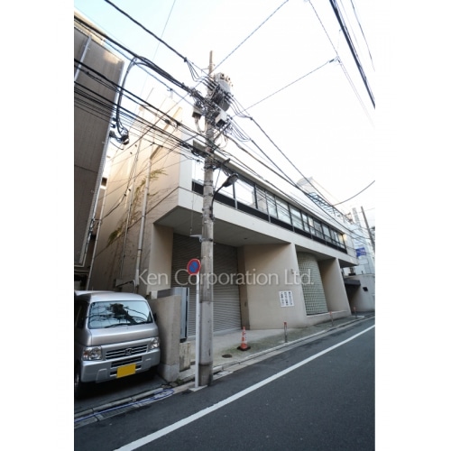 カールツァイス新宿別館