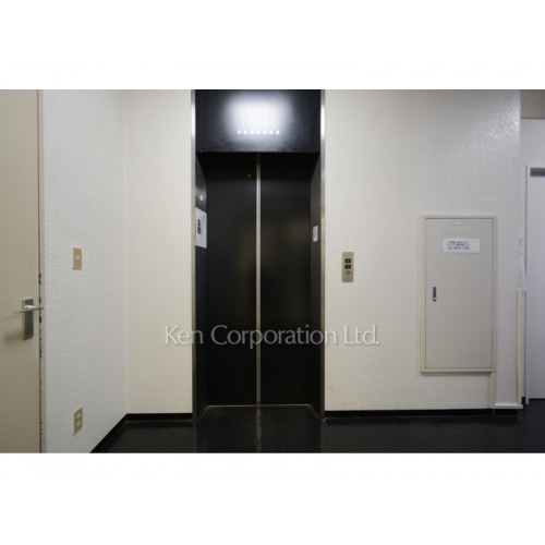 カールツァイス新宿別館