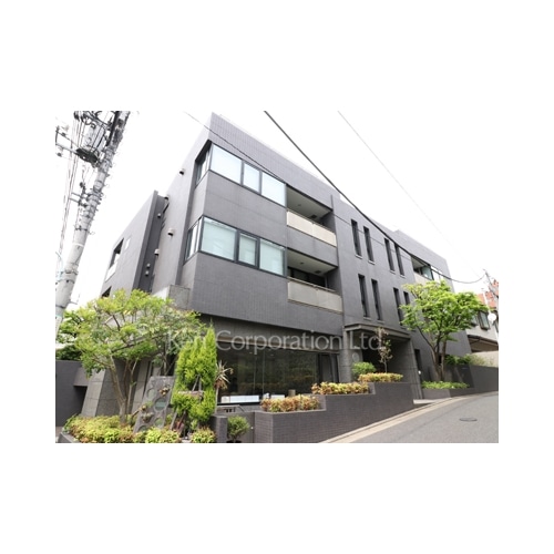 Ｅｉｇｈｔｅｅｎ　Ｍｉｎａｍｉ－Ａｏｙａｍａ