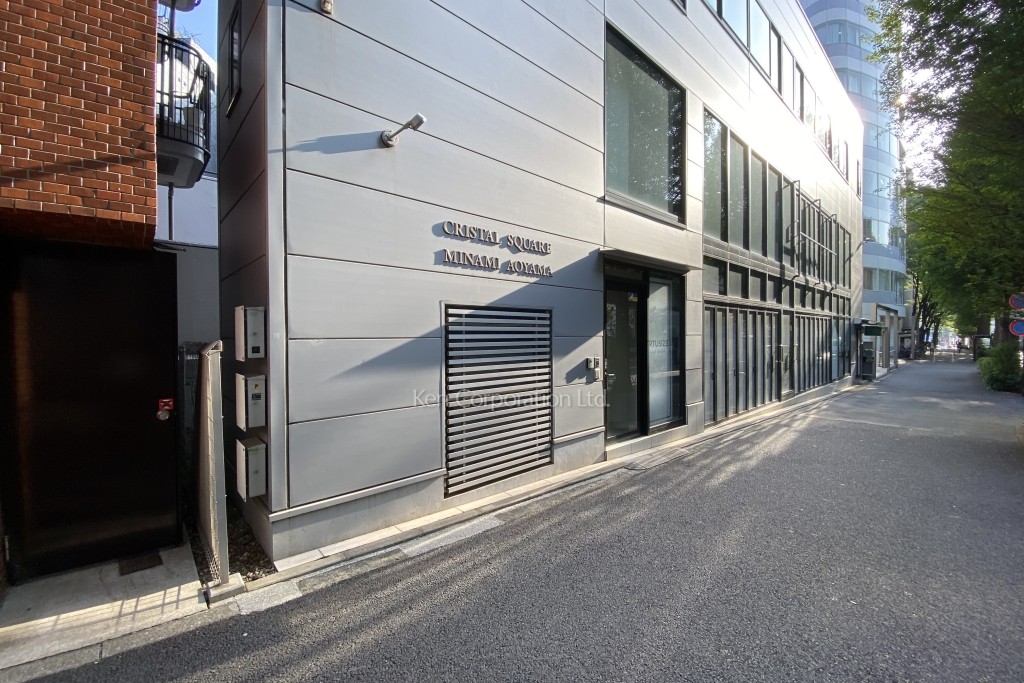 クリスタルスクエア南青山