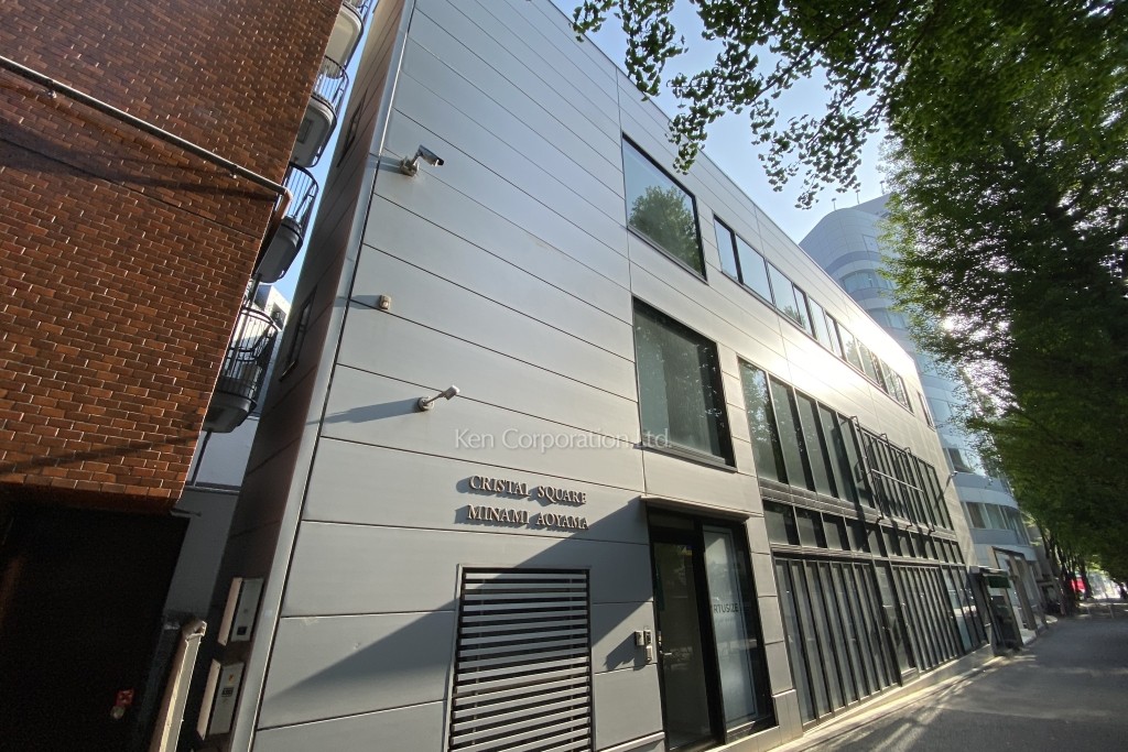 クリスタルスクエア南青山