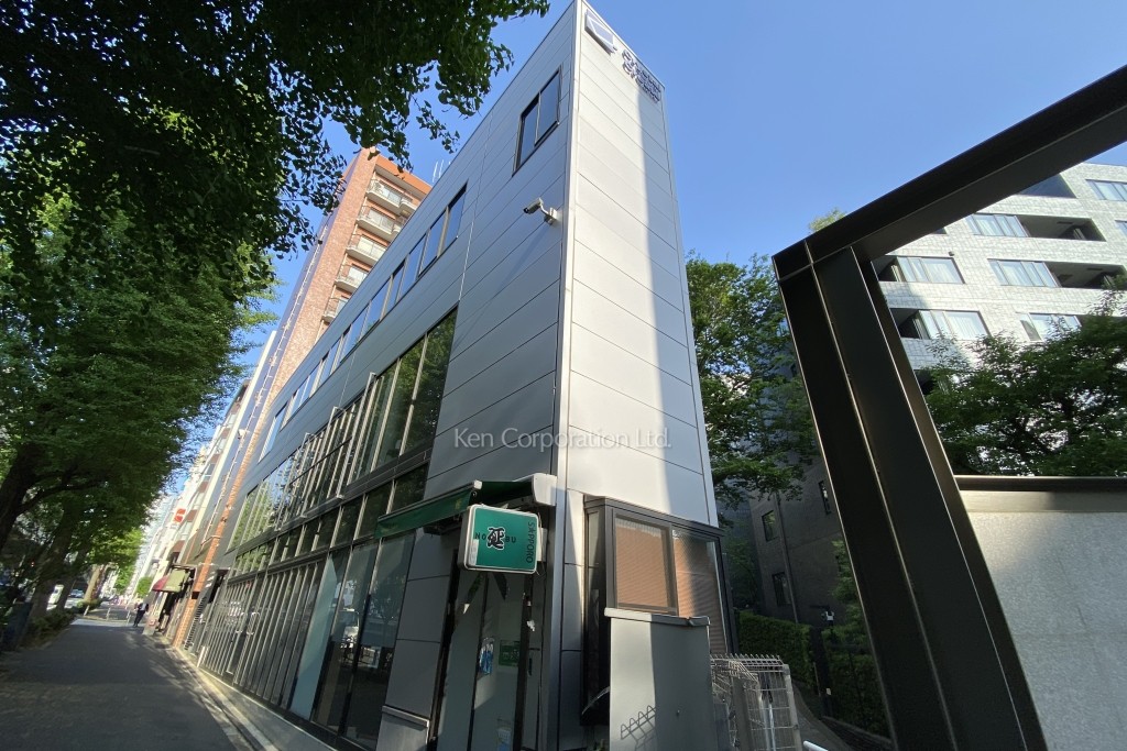 クリスタルスクエア南青山