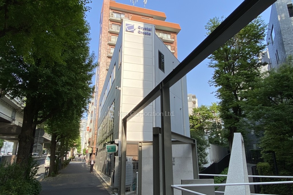 クリスタルスクエア南青山