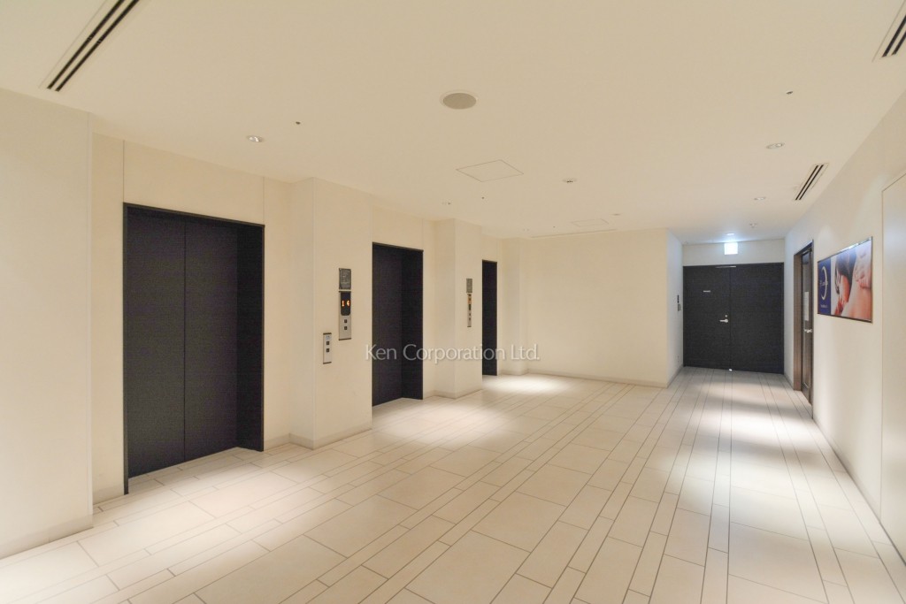 ダイワロイネット横浜公園・ストロングビル