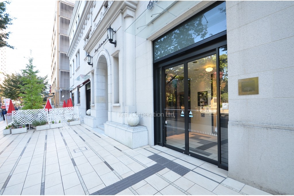 ダイワロイネット横浜公園・ストロングビル