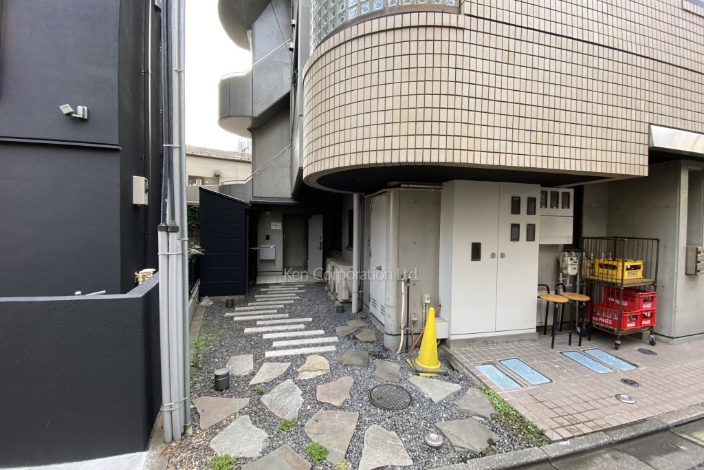 ユーベース神宮前