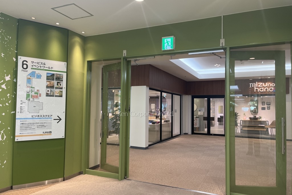 横浜ワールドポーターズ