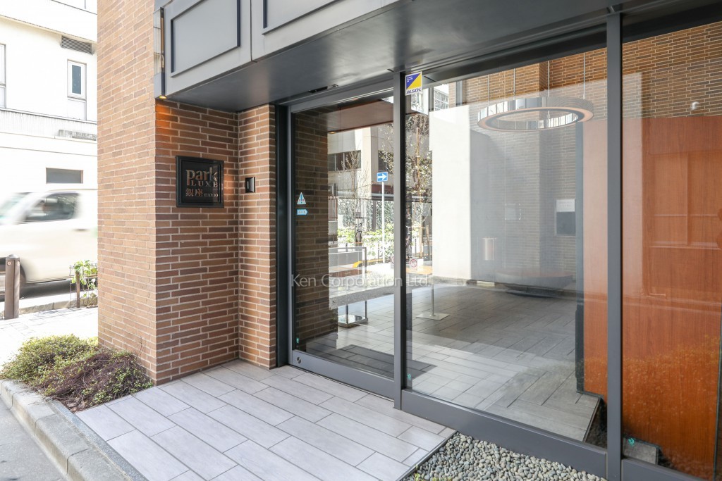 パークリュクス銀座mono