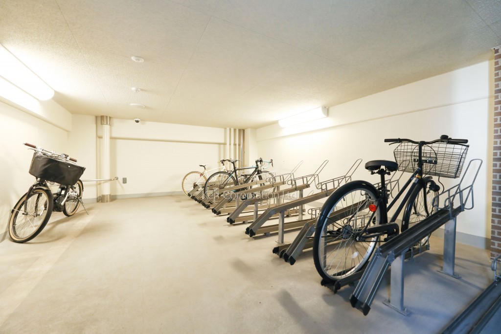 パークリュクス銀座mono