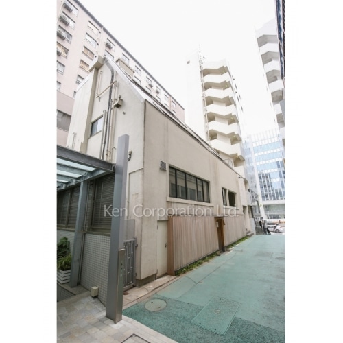 マネージュ表参道