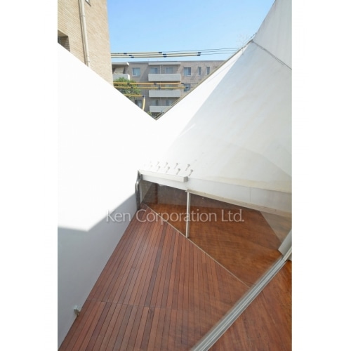 ＬＩＧＨＴ　ＨＯＵＳＥ　南平台