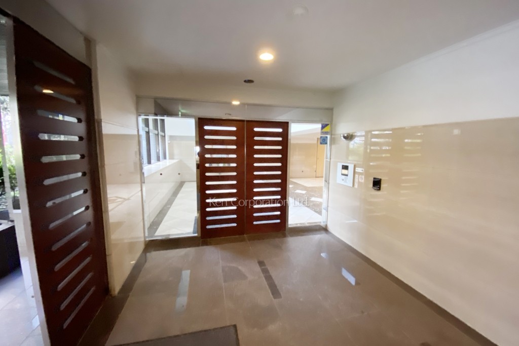 センテニアルタワー