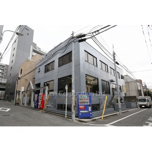 トリニティビル