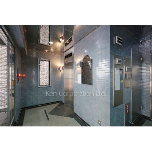 トリニティビル