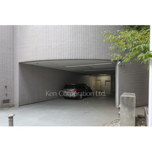 西麻布３丁目一棟ビル