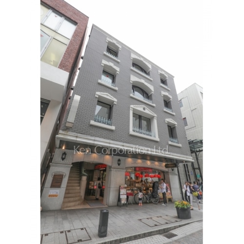 ポンパドウル元町本店ビル