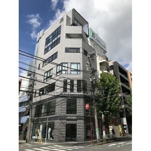 ＩＲＩＥ　ＦＩＲＳＴ　ＰＬＡＺＡ