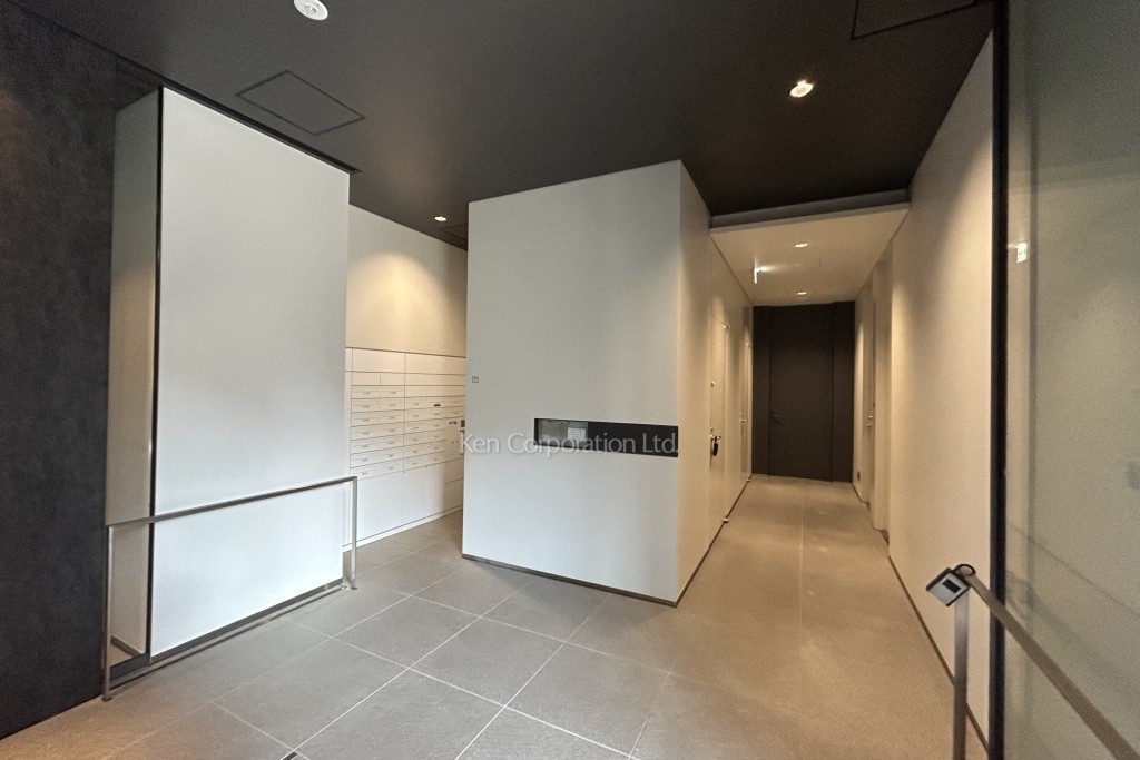 小田急西新宿O-PLACE