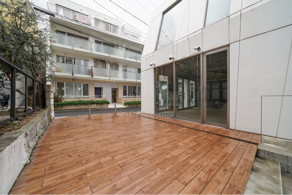 神宮前テラスサイドビル