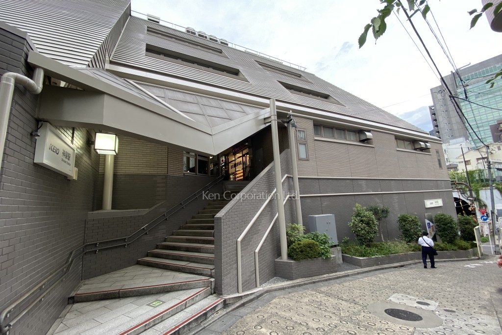 神泉駅ビル