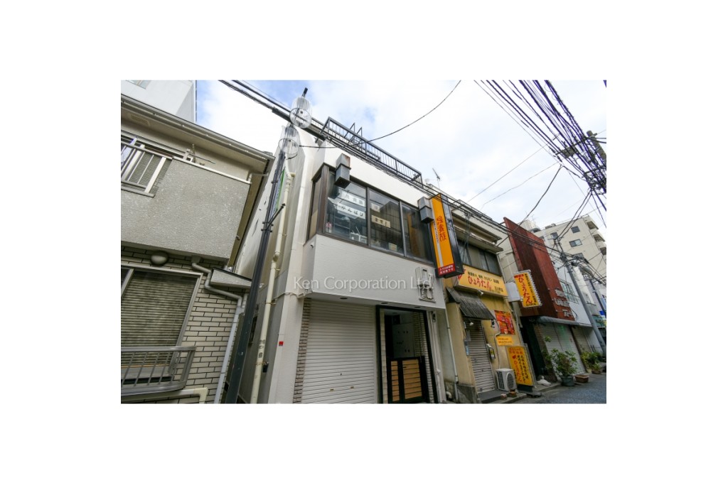 ローマステーションビル