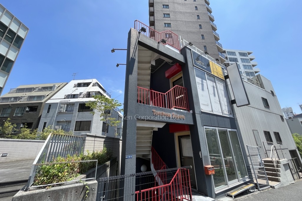 新宿富久町一棟ビル