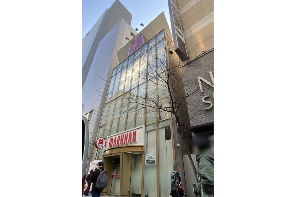 マルハン新宿店ビル