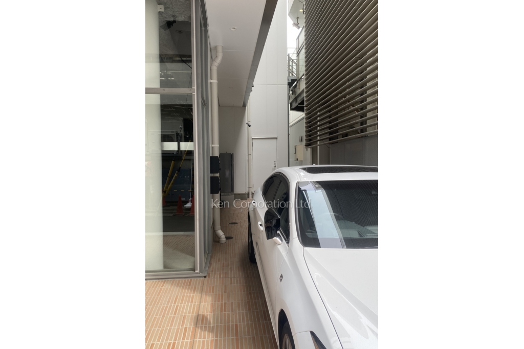 渡辺電機工業本社ビル