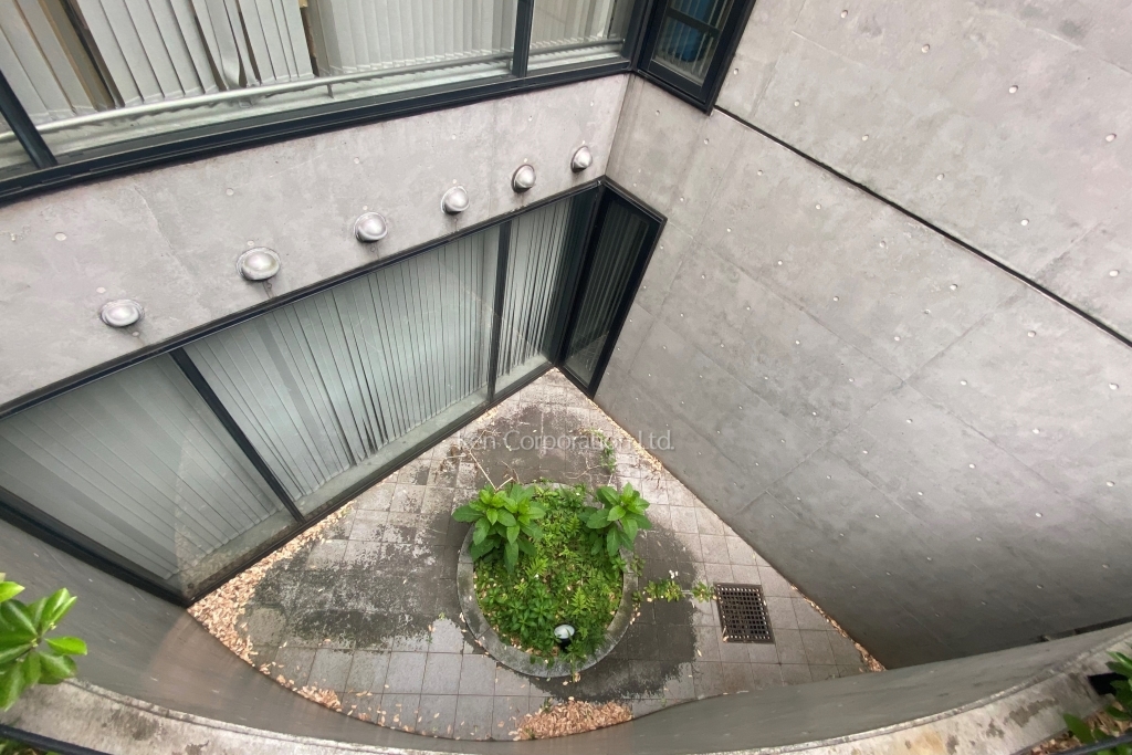 初台2丁目一棟ビル