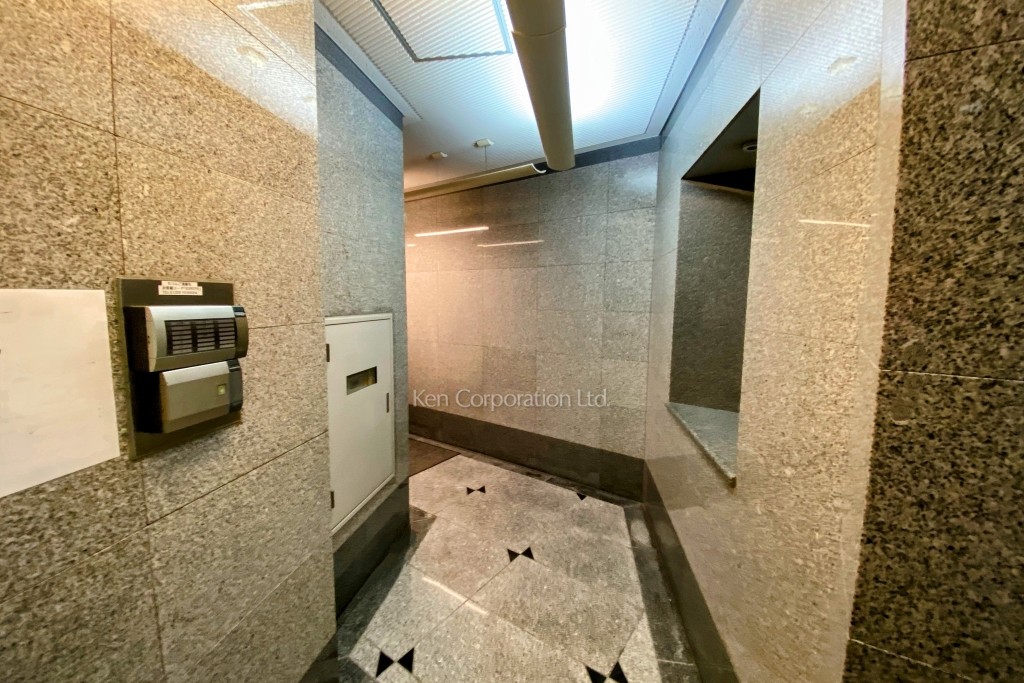 新橋赤レンガ通りビル