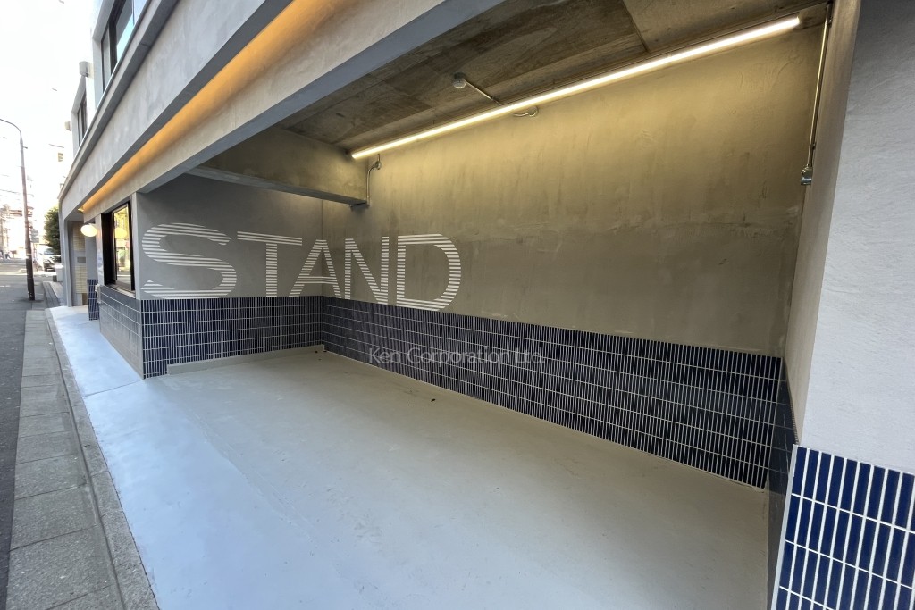 The corner 水道橋