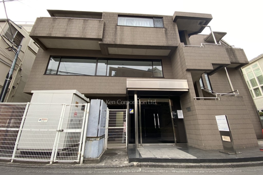 ラグジュアリーヒルズ赤坂