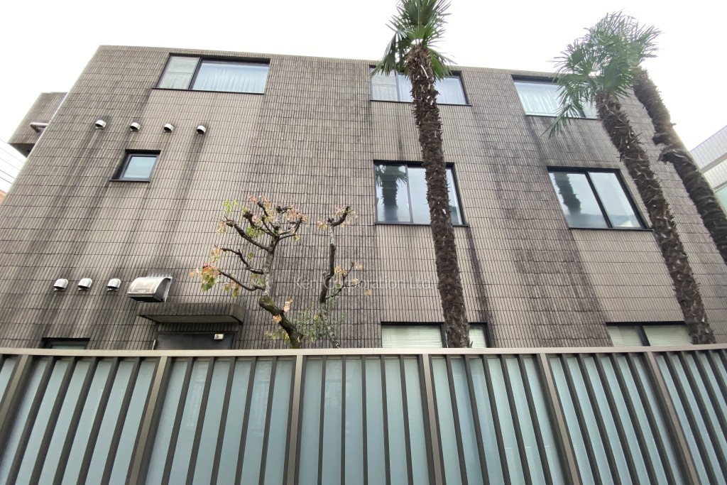 ラグジュアリーヒルズ赤坂