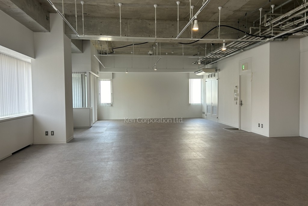 関内馬車道CORKビル