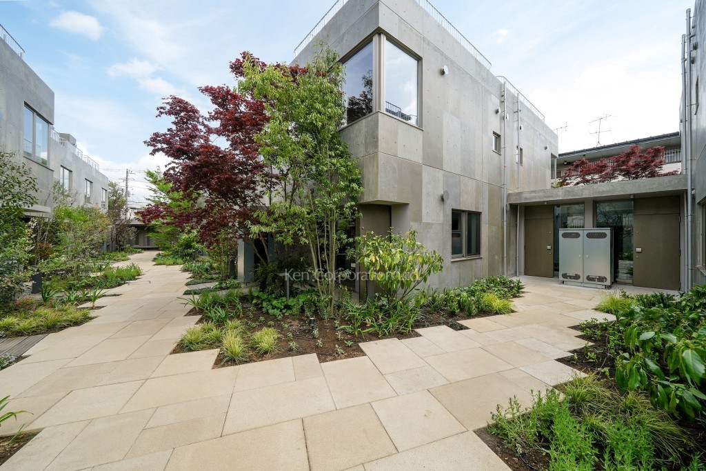 Nishiogi comichi terrace